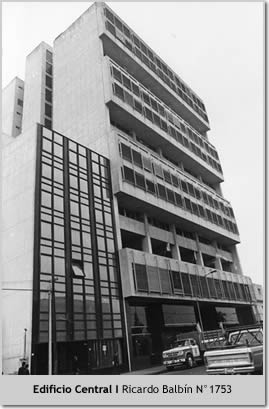 Departamento Judicial San Martín. Edificio Central, Ricardo Balbín número mil setecientos cincuenta y tres